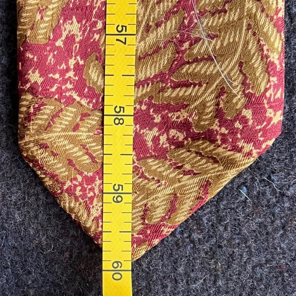 Silk Neck Tie - Picture 4 of 5